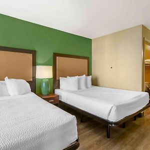 One Bedroom Suite 2 Double Beds Non-Smoking